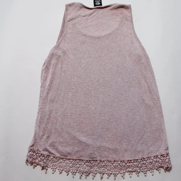 Nordstrom Bobeau Blush Laced Trimmed Knit Sleeveless Blouse - Picture 2 of 6